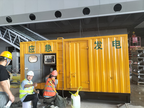 镇宁怎样判断空气滤清器是否需要更换？